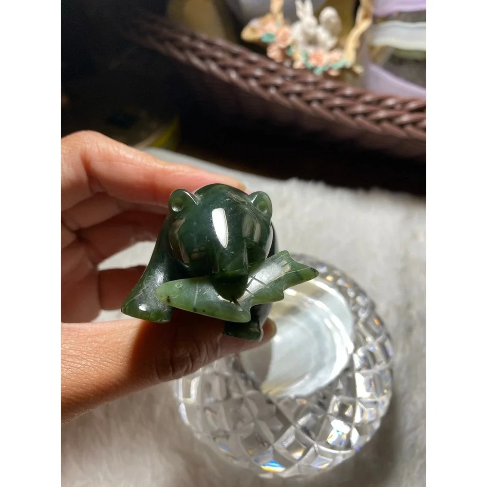 Elephant with a fish on‎ his mouth jade figurine